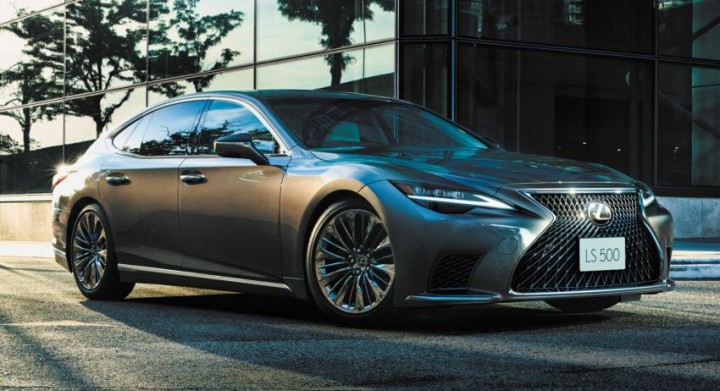 Lexus 1